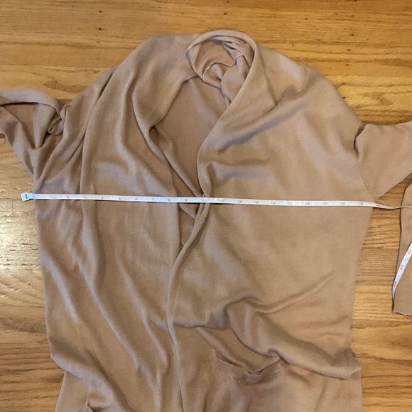 Old Navy Camel Knit Cardigan, XL - Picture 6 of 11